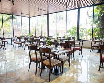 Meraden Opus - Anjuna - Restaurante