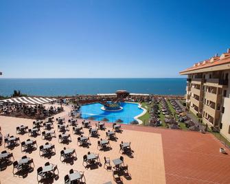 Ohtels Mazagon - Moguer - Piscina