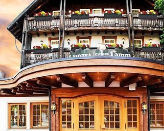 Hotel Lamm Baiersbronn Mitteltal - Baiersbronn - Building