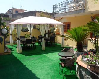 Villa Bebe ': Splendid Holiday Home on the Sorrento Coast !!!! - Vico Equense - Patio