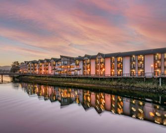 Kathryn Riverfront Inn, an Ascend Collection Hotel - סיסייד - בניין