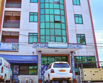 Noblesse Hotel - Yaundé - Edificio