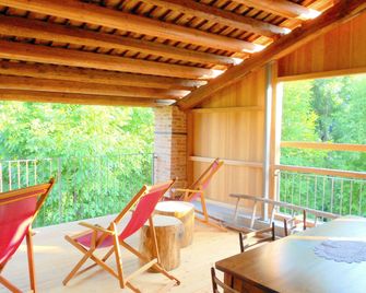Homely Farmhouse in Pagnano Italy near Forest - Asolo - Balkon