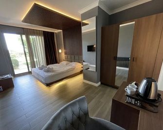 Ida House Assos - Sazli - Habitación