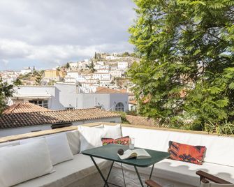 Bratsera Hotel Hydra - Hydra - Balcón
