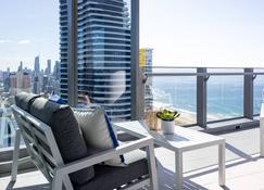 Ultiqa Signature At Broadbeach - Broadbeach - Balcony