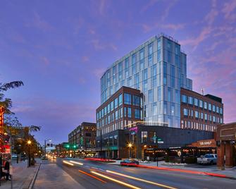 موكسي كولومبوس شورت نورث - كولومبوس (اوهايو) - مبنى