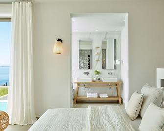 Excellent Halkidiki Villa Junior Pool Villa 2 1 Bedroom Stunning Sea Views Ouranoupoli - Ammouliani - Camera da letto
