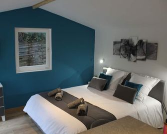 Cozy studio in Provence with private garden, swimming pool and wifi - Saint-Maximin-la-Sainte-Baume - Camera da letto
