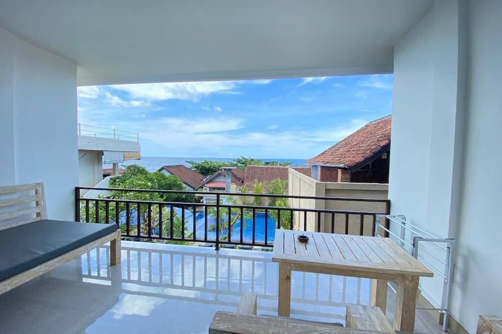 Solaluna Beach Homestay