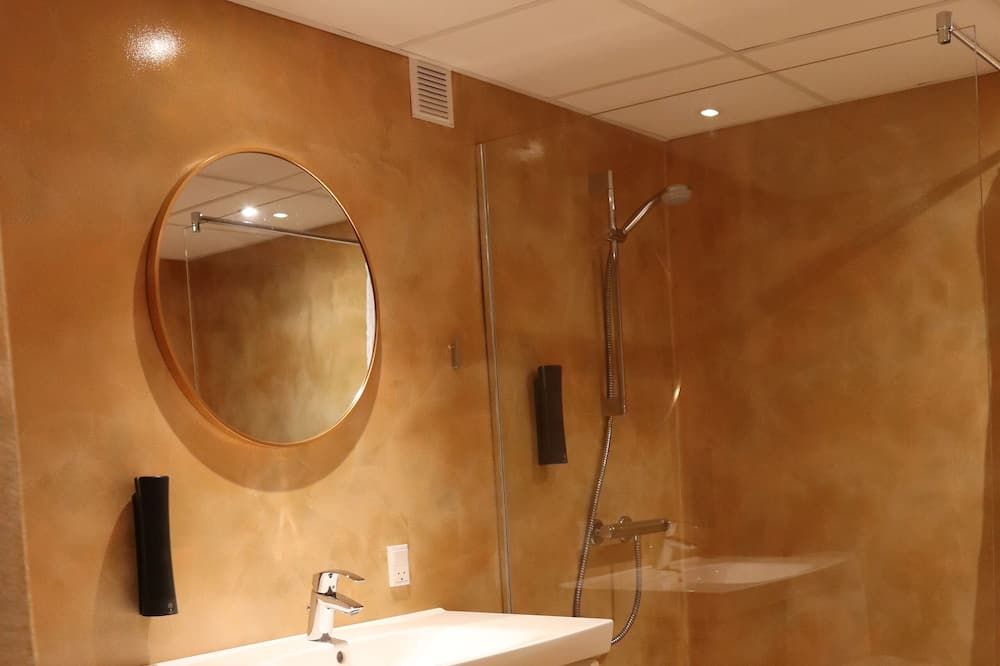 Milling Hotel Mini 19 - Odense - Bathroom