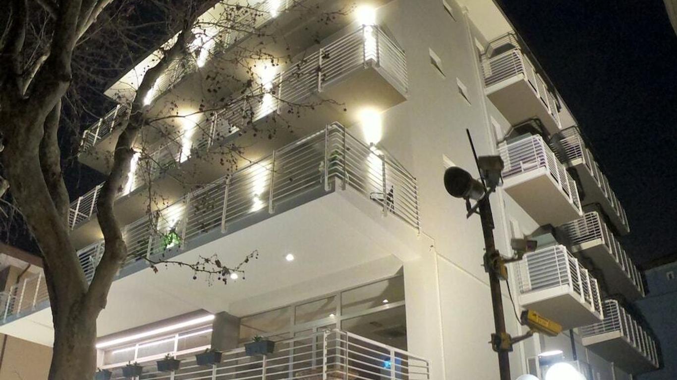 Hotel Half Moon
