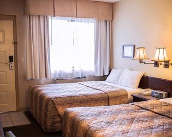 Langley Hwy Hotel - Langley - Bedroom