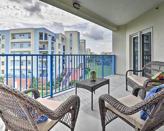 Walk to Ocean Condo with Pool in New Smyrna Beach - New Smyrna Beach - Balcony