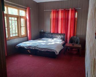 Green Resort Srinagar - Srinagar - Kamar Tidur