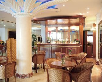 Hotel Principe - Pomezia - Бар