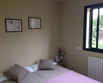 Camping Alberg Municipal Tivissa - Tivissa - Bedroom