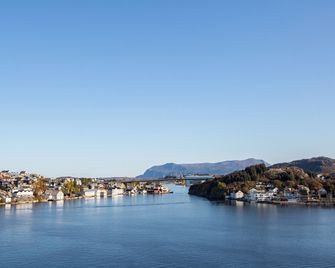 Quality Hotel Grand Kristiansund - Kristiansund - Outdoor view