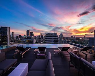 Amara Bangkok - Bangkok - Balcony