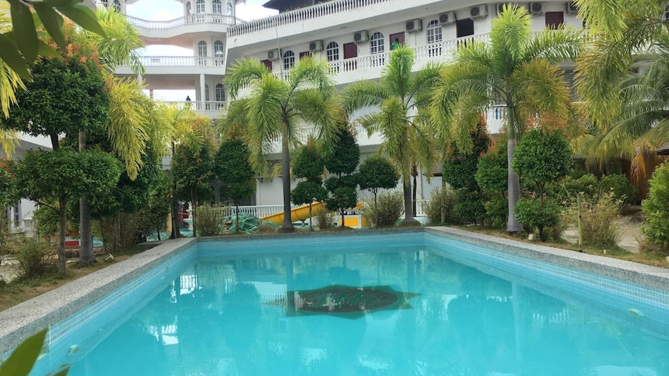 فندق ومنتجع لاندكونز