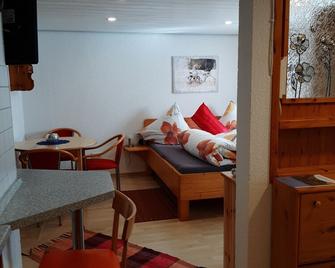 Apartment about 30 square meters 2 people - Bad Buchau - Schlafzimmer