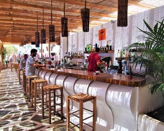 Cactus Beach Paros - Piso Livadi - Bar