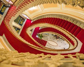 Bristol Palace Hotel - Génova - Edificio
