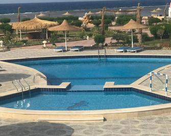 Dolphin Continental Hotel - Al Quşayr