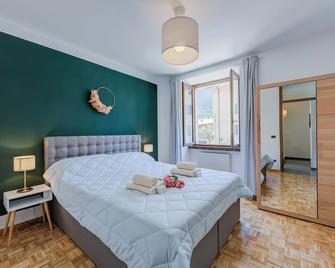 The Rock View - Happy Rentals - Arco - Bedroom