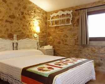 Mas Daudén - L'Aldea - Bedroom