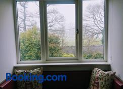 The Hollies - Adare - Living room