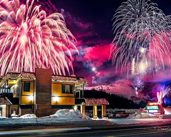 Rabbit Ears Motel - Steamboat Springs - Gebäude