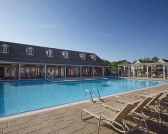 Wyndham Kingsgate, Williamsburg, 50% Discount! - Williamsburg - Pool