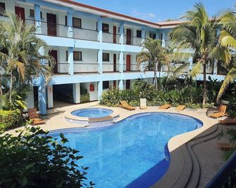 Apartment Hotel Marina Loft #207 - Coco