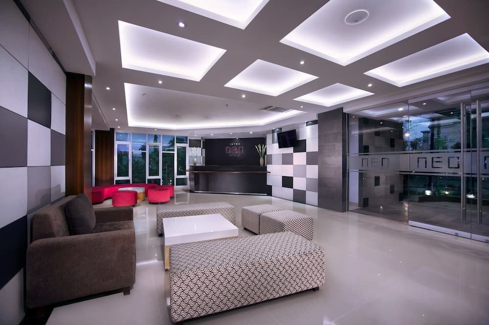 Hotel Neo Denpasar - דנפסאר - לובי
