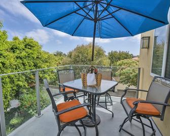 Ocean view, beach close escape to nature. - Encinitas - Balcony