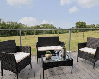 Holly Lodge - Newark-on-Trent - Balcony