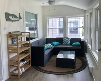 Ocean/Beach View Cottage, Old Lyme, Ct - Old Lyme - Sala de estar