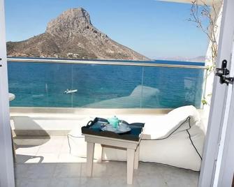 Masouriblu Boutique Hotel - Masouri - Balcón