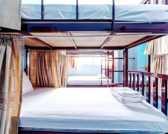Hatyai Dee Hostel - Hat Yai - Habitación