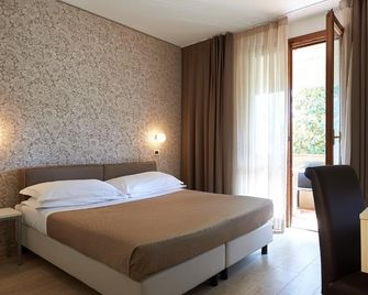 Park Hotel Chianti - Tavarnelle Val di Pesa - Slaapkamer