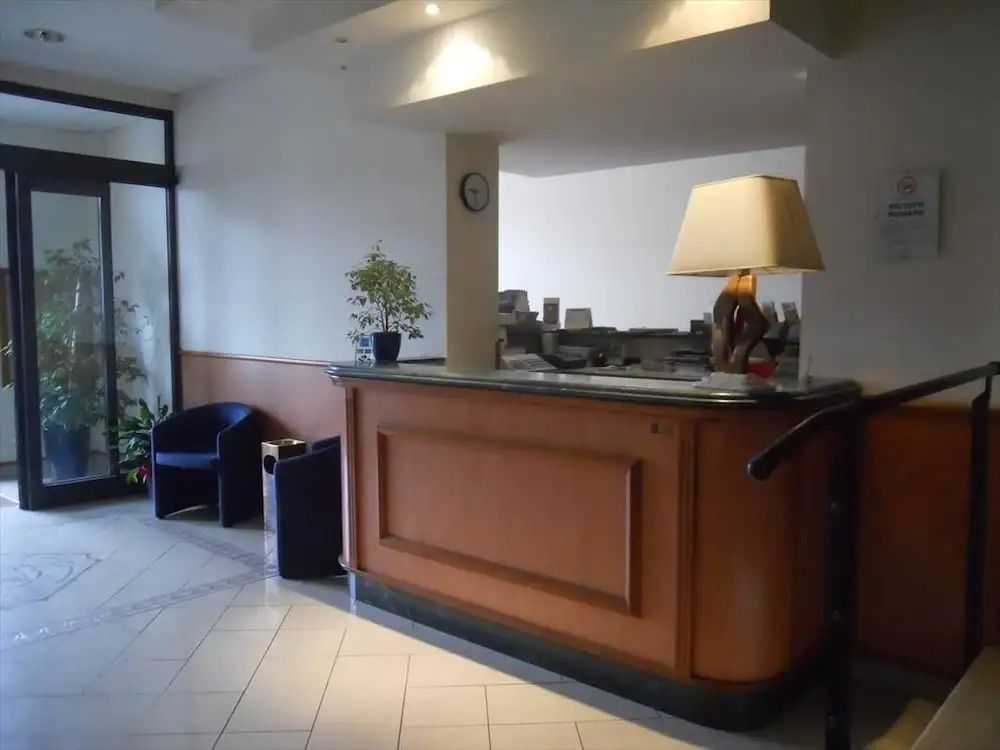 هوتل إيطاليا