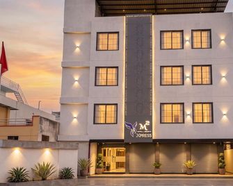 M Square Express - Jabalpur - Gebouw
