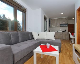 All seasons Residence - Zlatibor - Living room