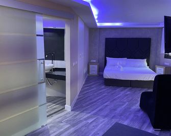 Premium Gold - Linares