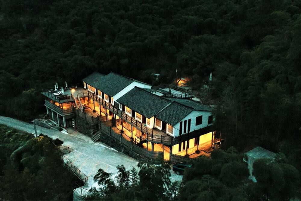 Moganshan Solvang Village Boutique Hotel