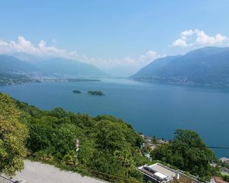 Holiday apartment Brissago for 1 - 4 persons with 2 bedrooms - Holiday apartment - Brissago
