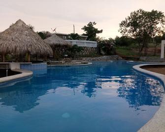 Jardines del Paraiso - Popoyo - Pool