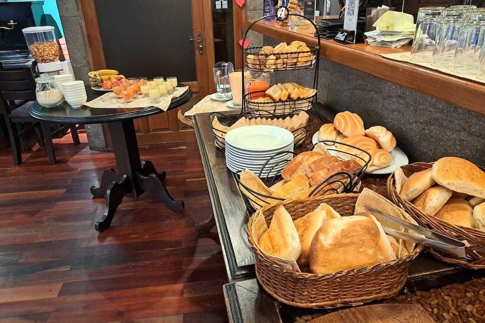 Hotel Santa Monica - Potosí - Buffet