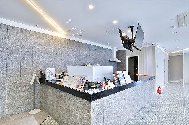 Hotel razaB - Pohang - Front desk